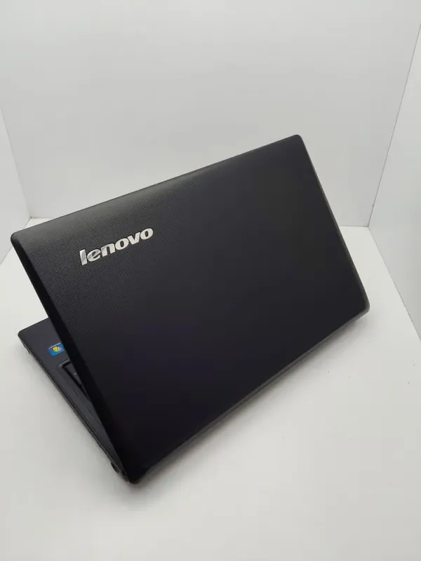 Ноутбук Lenovo G560 / 15.6" (1366x768) TN / Intel Pentium Dual Core T4300 (2 ядра по 2.3 GHz) / 6 GB DDR3 / 320 GB HDD / Intel HD Graphics / WebCam б/в - зображення 7