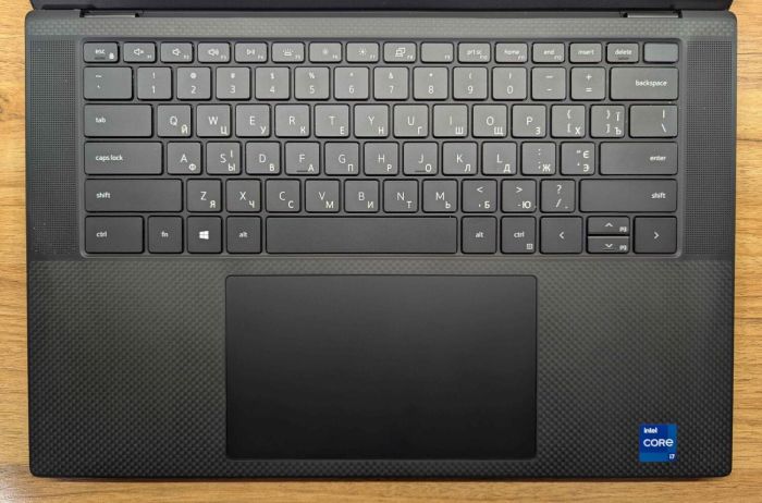 Мобільна робоча станція Dell Precision 5560 / 15,6" (1920x1080) IPS / Intel Core i7-11850H (8 (16) ядер по 2,5 - 4,8 ГГц) / 32 ГБ DDR4 / 512 ГБ SSD / nVidia Quadro T1200, 4 ГБ GDDR6, 128-біт / TouchID / WebCam / Windows 10 б/в - изображение 3