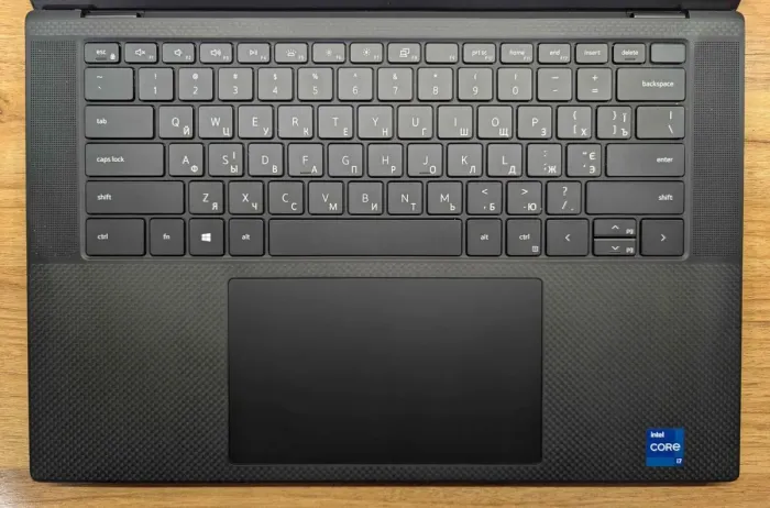 Мобільна робоча станція Dell Precision 5560 / 15,6" (1920x1080) IPS / Intel Core i7-11850H (8 (16) ядер по 2,5 - 4,8 ГГц) / 32 ГБ DDR4 / 512 ГБ SSD / nVidia Quadro T1200, 4 ГБ GDDR6, 128-біт / TouchID / WebCam / Windows 10 б/в - зображення 3