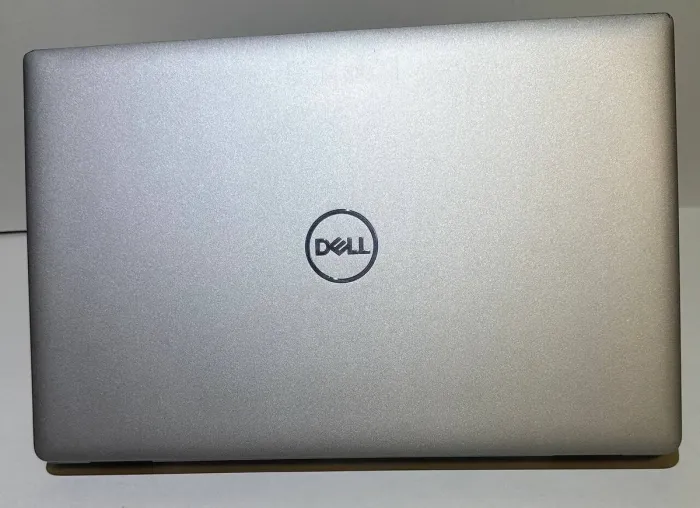 Ультрабук Б-клас Dell Latitude 5520 / 15,6" (1920x1080) IPS / Intel Core i7-1185G7 (4 (8) ядра по 3,0 - 4,8 ГГц) / 16 ГБ DDR4 / 512 ГБ SSD / Intel Iris Xe Graphics / WebCam б/в - зображення 9