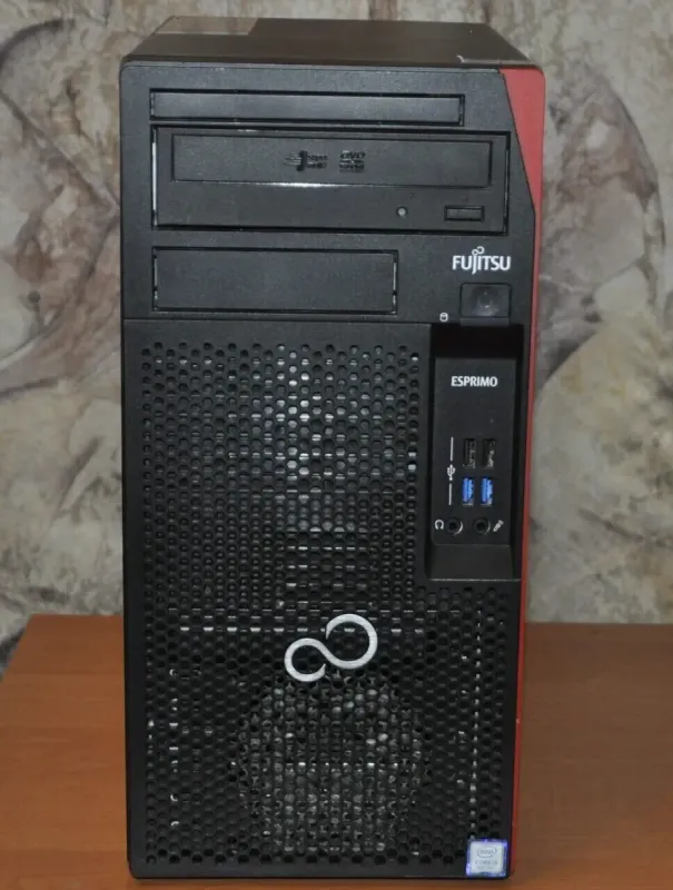 Комп'ютер Fujitsu Esprimo P558 E85 Tower / Intel Core i5-8400 (6 ядер по 2,8 - 4,0 ГГц) / 8 ГБ DDR4 / 240 ГБ SSD / Intel UHD Graphics 630 / DVD-ROM б/в - изображение 3