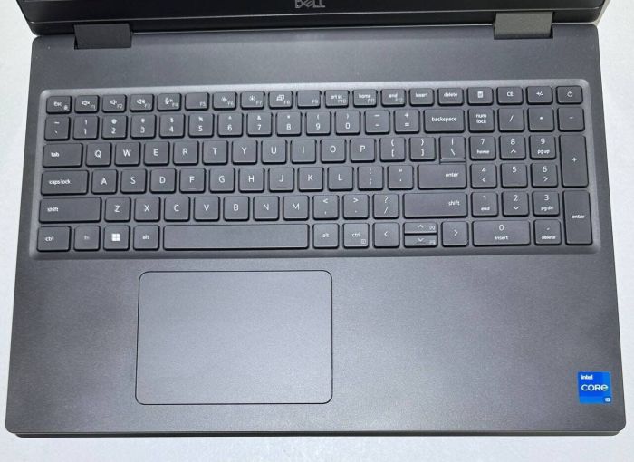 Ноутбук Dell Precision 7670 / 16" (1920x1200) IPS / Intel Core i5-12600HX (12 (16) ядер по 2.5 - 4.6 GHz) / 16 GB DDR5 / 512 GB SSD / Intel UHD Graphics / WebCam б/в - зображення 3