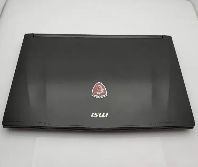 Ігровий ноутбук MSI GE62VR 6RF Apache Pro / 15.6" (1920x1080) IPS / Intel Core i7-6700HQ (4 (8) ядра по 2.6 - 3.5 GHz) / 16 GB DDR4 / 256 GB SSD + 750 GB HDD / nVidia GeForce GTX 1060, 3 GB GDDR5, 192-bit / WebCam / Win 10 Home б/в - зображення 6