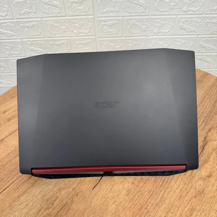 Ігровий ноутбук Б-клас Acer Nitro 5 AN515-53 / 15.6" (1920x1080) IPS / Intel Core i5-8300H (4 (8) ядра по 2.3 - 4.0 GHz) / 16 GB DDR4 / 128 GB SSD M.2 + 1000 GB HDD / nVidia GeForce GTX 1050, 4 GB GDDR5, 128-bit / WebCam б/в - зображення 3