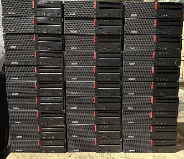 Комп'ютер Lenovo ThinkCentre M700 SFF / Intel Core i5-6500 (4 ядра по 3.2 - 3.6 GHz) / 8 GB DDR4 / no HDD / Intel HD Graphics 530 / 210W / DVD-RW / DisplayPort б/в - зображення 9