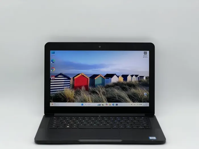 Ігровий ноутбук Razer Blade RZ09-0195 / 14" (1920x1080) IPS / Intel Core i7-7700HQ (4 (8) ядра по 2.8 - 3.8 GHz) / 16 GB DDR4 / 480 GB SSD / nVidia GeForce GTX 1060, 6 GB GDDR5, 192-bit / WebCam б/в - зображення 2