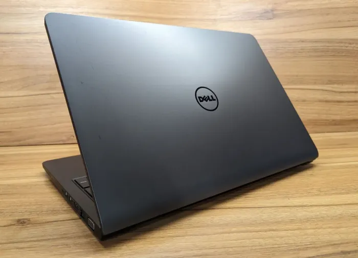 Ноутбук Б-клас Dell Latitude 3550 / 15.6" (1366x768) TN / Intel Core i5-5200U (2 (4) ядра по 2.2 - 2.7 GHz) / 8 GB DDR3 / 240 GB SSD / Intel HD Graphics 5500 / WebCam / Windows 10 б/в - зображення 7