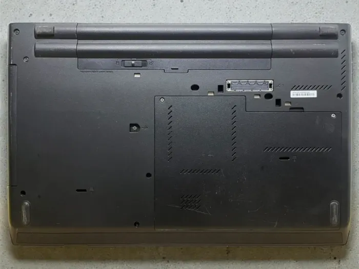 Ноутбук Lenovo L530 / 15.6" (1366x768) TN / Intel Core i5-3320M (2 (4) ядра по 2.6 - 3.3 GHz) / 8 GB DDR3 / 120 GB SSD / Intel HD Graphics 4000 / WebCam б/в - зображення 7