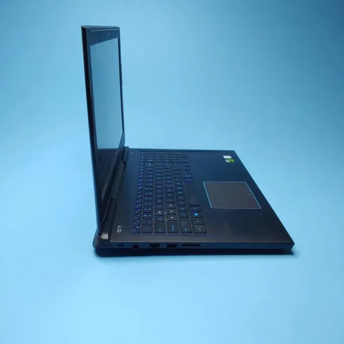 Ігровий ноутбук Dell G7 7588 / 15.6" (1920x1080) IPS / Intel Core i7-8750H (6 (12) ядер по 2.2 - 4.1 GHz) / 8 GB DDR4 / 480 GB SSD / nVidia GeForce GTX 1060 Max-Q, 6 GB GDDR5, 192-bit / WebCam / Win 10 Home б/в - зображення 3