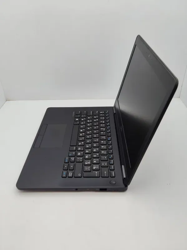 Нетбук Dell Latitude E7270 / 12.5" (1366x768) TN / Intel Core i5-6200U (2 (4) ядра по 2.3 - 2.8 GHz) / 8 GB DDR4 / 240 GB SSD / Intel HD Graphics 520 / WebCam б/в - зображення 7