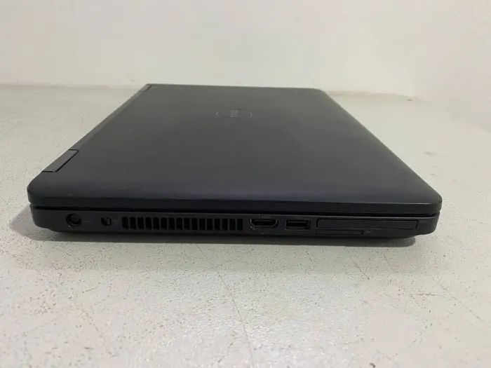 Ноутбук Dell Latitude E5440 / 14" (1600x900) TN Touch / Intel Core i5-4300U (2 (4) ядра по 1.9 - 2.9 GHz) / 8 GB DDR3 / 256 GB SSD / Intel HD Graphics 4400 / WebCam б/у - зображення 4