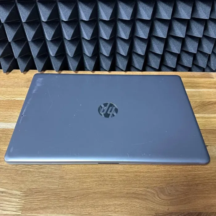 Ноутбук Б-клас HP ProBook 470 G7 / 17.3" (1920x1080) IPS / Intel Core i5-10210U (4 (8) ядра по 1.6 - 4.2 GHz) / 16 GB DDR4 / 256 GB SSD / AMD Radeon R7 M440, 4 GB GDDR3, 64-bit / WebCam б/в - зображення 7