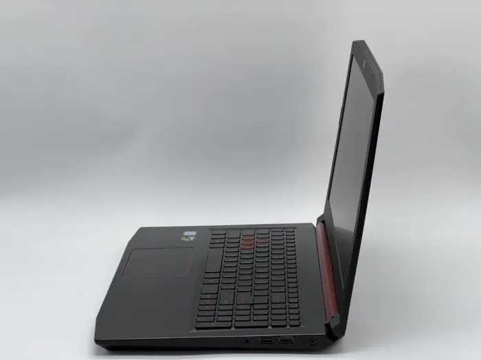 Ігровий ноутбук Acer Nitro 5 AN515-53 / 15.6" (1920x1080) IPS / Intel Core i5-8300H (4 (8) ядра по 2.3 - 4.0 GHz) / 16 GB DDR4 / 480 GB SSD / nVidia GeForce GTX 1050 Ti, 4 GB GDDR5, 128-bit / WebCam б/в - зображення 4