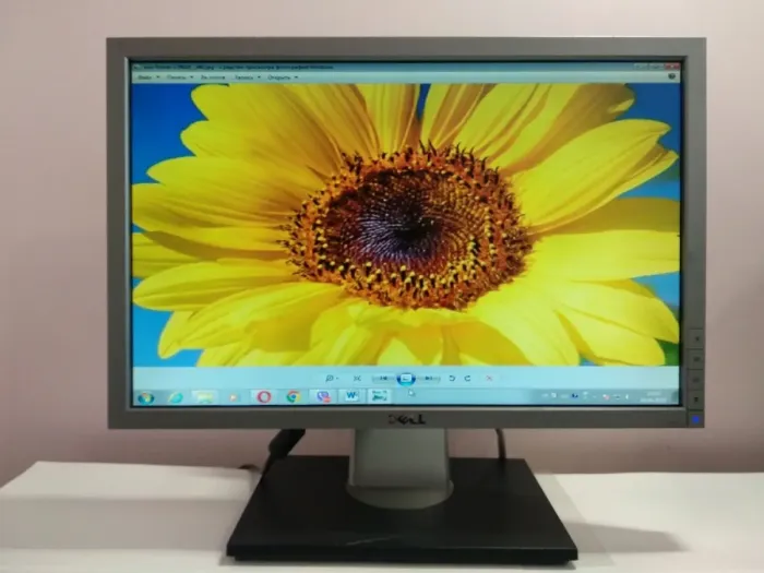 Монітор Dell 1909Wf Silver / 19" (1440x900) TN / VGA, DVI / VESA 100x100 б/в - зображення 7