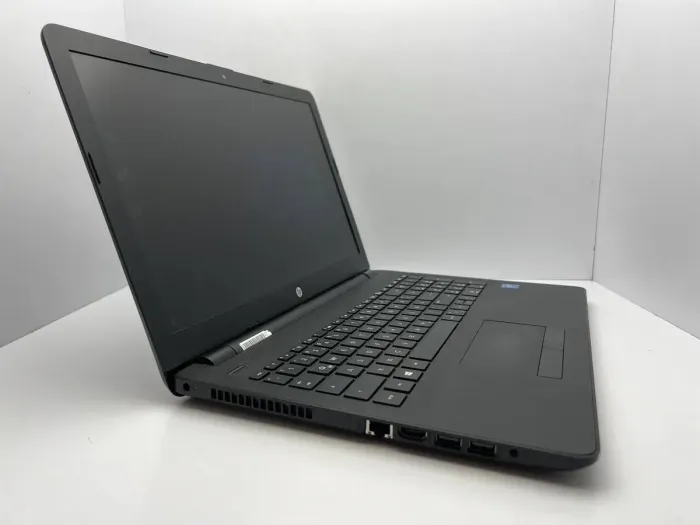 Ноутбук HP 15-bs036ng / 15.6" (1366x768) TN / Intel Celeron N3060 (2 ядра по 1.6 - 2.48 GHz) / 4 GB DDR3 / 128 GB SSD / Intel HD Graphics 400 / WebCam б/в - зображення 3