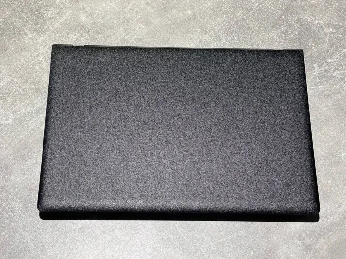 Ультрабук Lenovo ThinkPad E31-80 / 13.3" (1366x768) TN / Intel Core i3-6006U (2 (4) ядра по 2.0 GHz) / 4 GB DDR3 / 240 GB SSD / Intel HD Graphics 520 / WebCam б/в - зображення 5