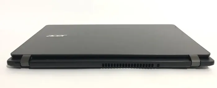 Ноутбук Б-клас Acer Aspire V3-371 / 13.3" (1366x768) TN / Intel Core i3-5005U (2 (4) ядра по 2.0 GHz) / 4 GB DDR3 / 120 GB SSD / Intel HD Graphics 5500 / WebCam / Win 10 Home б/в - зображення 3