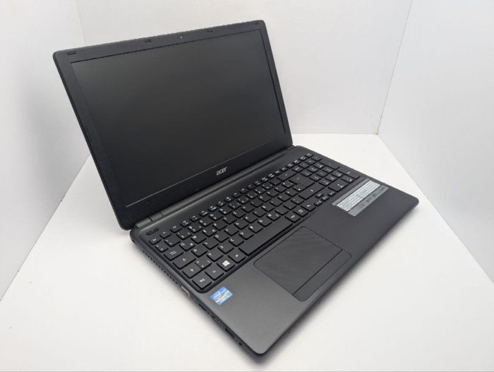 Ноутбук Acer Aspire E1-570 / 15.6" (1366x768) TN / Intel Core i3-3217U (2 (4) ядра по 1.8 GHz) / 8 GB DDR3 / 500 GB HDD / Intel HD Graphics 4000 / WebCam / DVD-ROM б/в - зображення 6