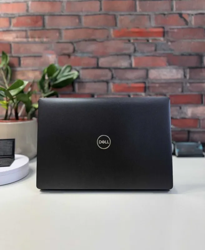 Ультрабук Dell Latitude 5300 / 13.3" (1920x1080) IPS / Intel Core i5-8365U (4 (8) ядра по 1.6 - 4.1 GHz) / 8 GB DDR4 / 256 GB SSD M.2 / Intel UHD Graphics 620 / WebCam / Windows 10 Pro б/в - зображення 7