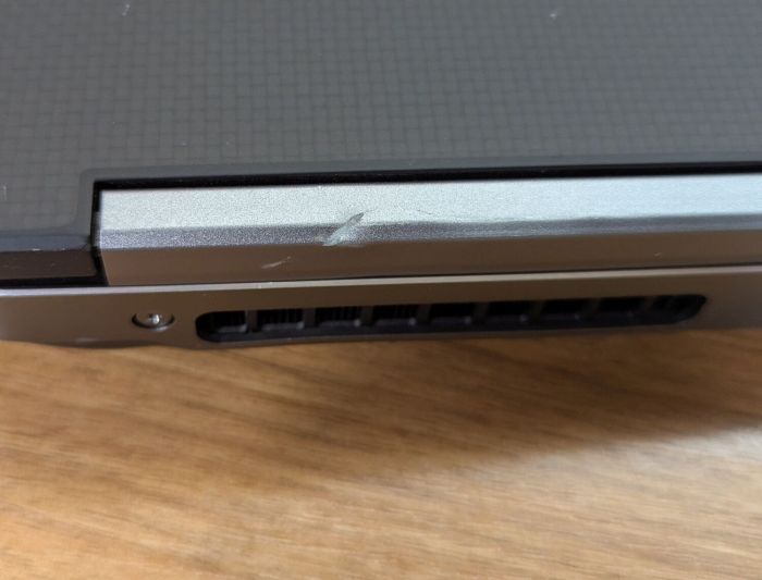 Мобільна робоча станція Б-клас Dell Precision 7720 / 17.3" (1920x1080) IPS / Intel Core i7-7820HQ (4 (8) ядра по 2.9 - 3.9 GHz) / 32 GB DDR4 / 1000 GB SSD / nVidia Quadro P4000, 8 GB GDDR5, 256-bit / HDMI / Windows 10 б/в - зображення 3