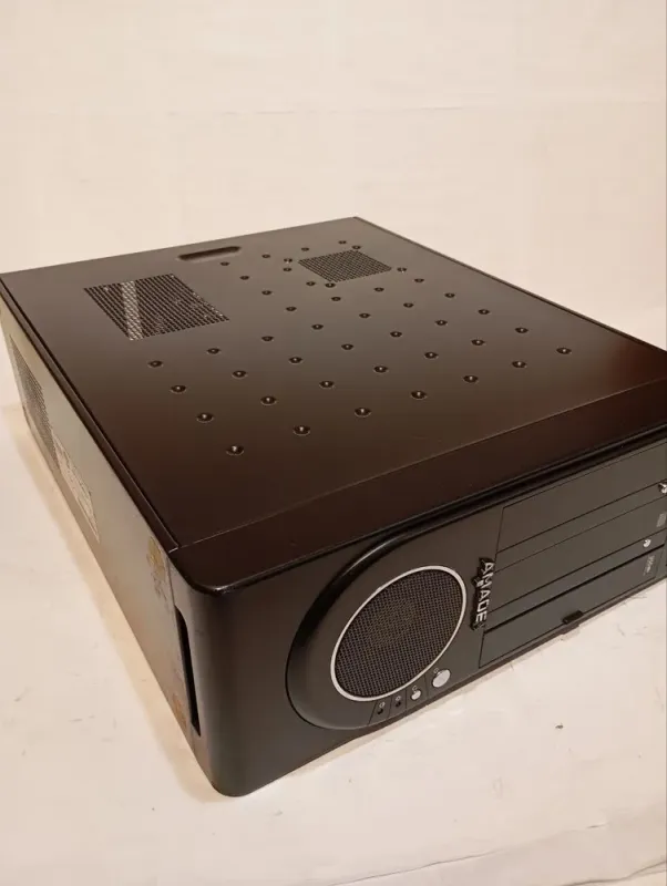 ПК Б-клас Amadey SFF / AMD Athlon II X2 250 (2 ядра по 3.0 GHz) / 8 GB DDR3 / 128 GB SSD / AMD Radeon HD 3650, 512 MB DDR2, 128-bit / 400W / Win 10 б/в - зображення 3