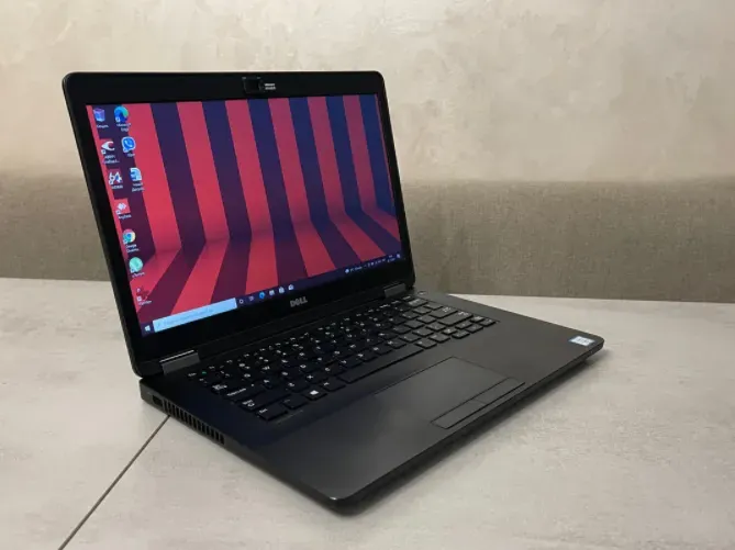 Ультрабук Dell Latitude E5470 / 14" (1366x768) TN / Intel Core i5-6300U (2 (4) ядра по 2.4 - 3.0 GHz) / 8 GB DDR4 / 128 GB SSD / Intel HD Graphics 520 / WebCam / HDMI б/в - зображення 4