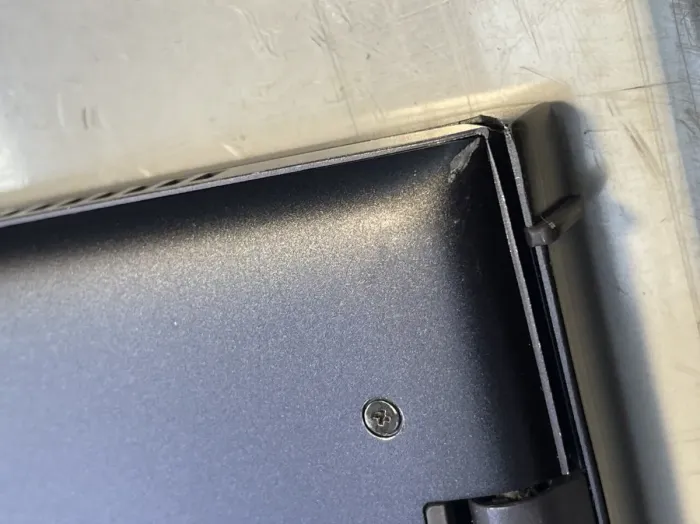 Ігровий ультрабук Б-класу Dell Vostro 15 7510 / 15,6" (1920x1080) IPS / Intel Core i7-11800H (8 (16) ядер по 2.3 - 4.6 GHz) / 16 GB DDR4 / 480 GB SSD / nVidia GeForce RTX 3050, 4 GB GDDR6, 128-bit / WebCam б/в - зображення 8