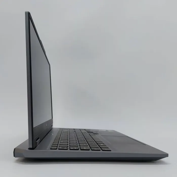 Ігровий ноутбук Lenovo LOQ / 15,6" (1920x1080) IPS / AMD Ryzen 7 7840HS (8 (16) ядер по 3,8 - 5,1 ГГц) / 16 ГБ DDR5 / 512 ГБ SSD / nVidia GeForce RTX 4050, 6 ГБ GDDR6, 96-біт / Веб-камера б/в - зображення 7