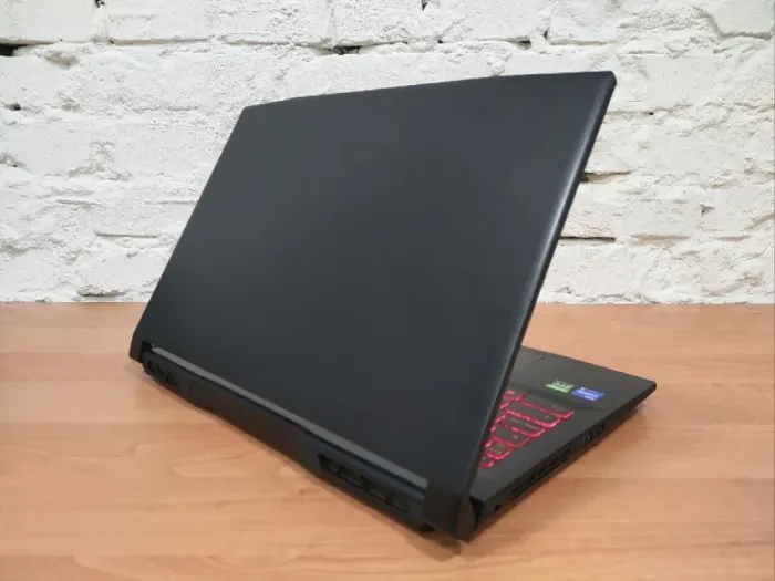 Ігровий ноутбук MSI Katana GF66 11UE-021NEU / 15.6" (1920x1080) IPS / Intel Core i5-11400H (6 (12) ядер по 2.7 - 4.5 GHz) / 16 GB DDR4 / 480 GB SSD / nVidia GeForce RTX 3060, 6 GB GDDR6, 192-bit / WebCam б/в - зображення 5