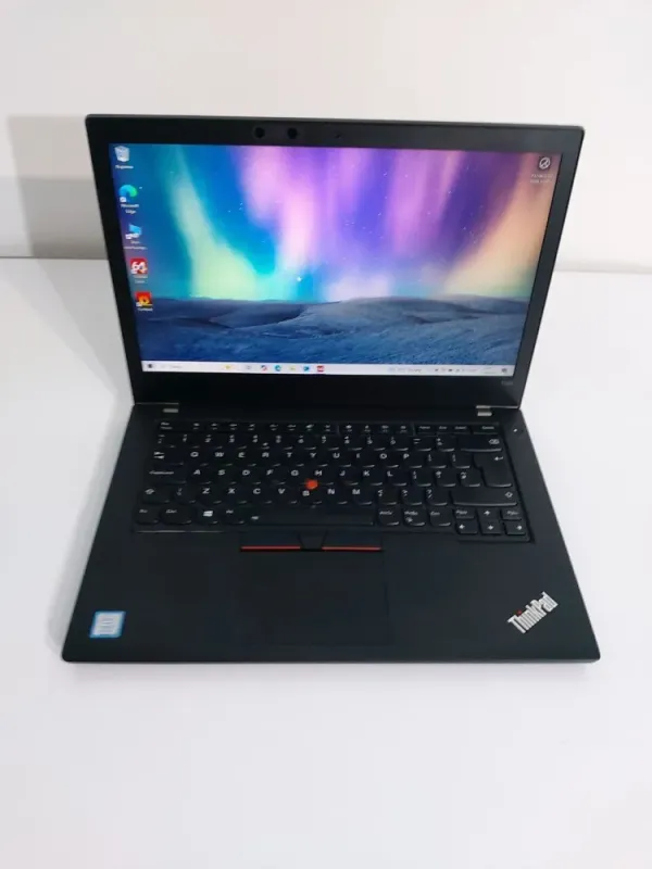 Ноутбук Lenovo ThinkPad T480 / 14" (2560x1440) TN / Intel Core i7-8550U (4 (8) ядра по 1.8 - 4.0 GHz) / 16 GB DDR4 / 256 GB SSD M.2 / Intel UHD Graphics 620 / WeCam б/в - зображення 2