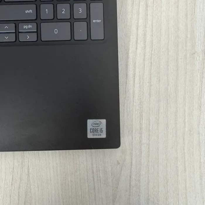 Ультрабук Б-клас Dell Vostro 5590 / 15.6" (1920x1080) IPS / Intel Core i5-10210U (4 (8) ядра по 1.6 - 4.2 GHz) / 8 GB DDR4 / 256 GB SSD NVMe / Intel UHD Graphics / WebCam б/в - зображення 8