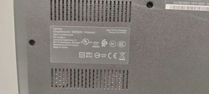 Ультрабук Lenovo ThinkPad E490 / 14" TN / Core i3-8145U (2(4) ядра по 2.1-3.9GHz) / 8GB DDR4 / 256GB SSD / UHD Graphics / WebCam б/в - зображення 8