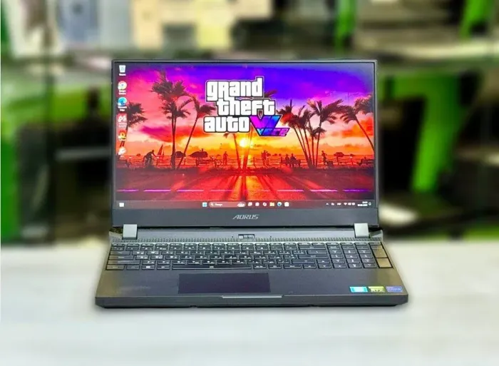 Ігровий ноутбук Б-клас Gigabyte Aorus 5 SE / 15.6" (1920x1080) IPS / Intel Core i7-12700H (14 (20) ядер по 3.5 - 4.7 GHz) / 16 GB DDR4 / 512 GB SSD M.2 / nVidia GeForce RTX 3070, 8 GB GDDR6, 256-bit / WebCam / Win 11 Home б/в - зображення 2