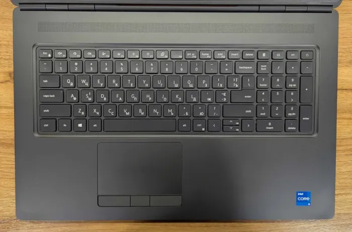 Мобільна робоча станція Dell Precision 7760 / 17,3" (1920x1080) IPS / Intel Core i5-11500H (6 (12) ядер по 2,4 - 4,6 ГГц) / 64 ГБ DDR4 / 1000 ГБ SSD / nVidia RTX A4000, 8 ГБ GDDR6, 256-біт / Веб-камера / HDMI / Windows 11 б/в - зображення 3