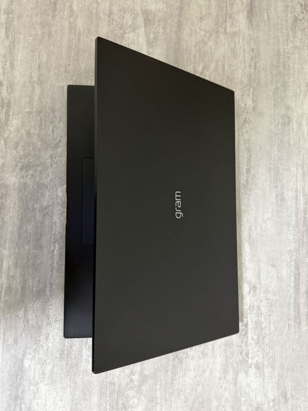 Ультрабук Б-клас LG Gram 17Z95P / 17" (2560x1600) IPS / Intel Core i7-1195G7 (4 (8) ядра по 2.9 - 5.0 GHz) / 16 GB DDR4 / 1000 GB SSD / Intel Iris Xe Graphics / WebCam / Win 11 Home б/в - изображение 10