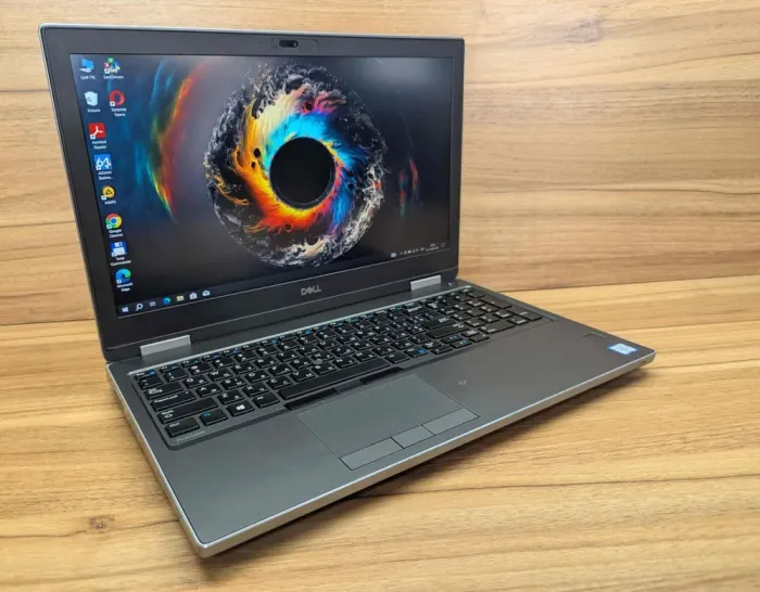 Мобільна робоча станція Dell Precision 7540 / 15.6" (1920x1080) IPS / Intel Core i7-9850H (6 (12) ядер по 2.6 - 4.6 GHz) / 32 GB DDR4 / 1000 GB SSD / nVidia Quadro RTX 3000, 6 GB GDDR6, 192-bit / WebCam / TouchID / Windows 10 б/в - зображення 4