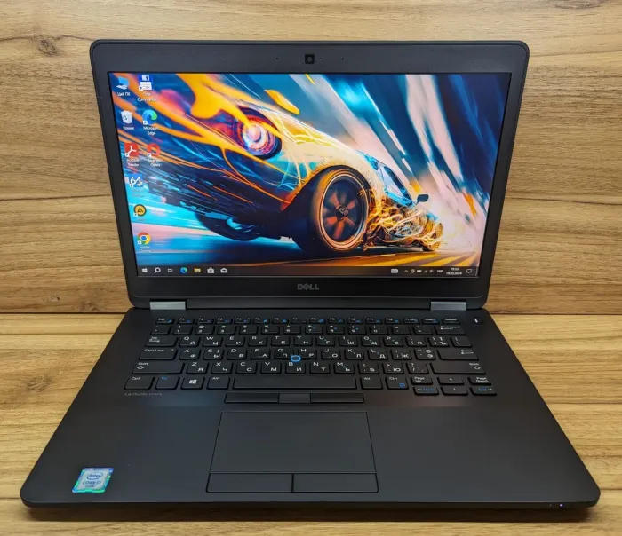 Ультрабук Dell Latitude E7470 / 14" (1920x1080) IPS / Intel Core i7-6600U (2 (4) ядра по 2.6 - 3.4 GHz) / 8 GB DDR4 / 256 GB SSD / Intel HD Graphics 520 / WebCam / Windows 10м б/в - зображення 2