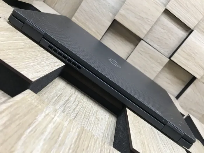 Ультрабук Б-клас Dell Latitude 7310 / 13.3" (1920x1080) IPS Touch / Intel Core i7-10610U (4 (8) ядра по 1.8 - 4.9 GHz) / 16 GB DDR4 / 240 GB SSD M.2 / Intel UHD Graphics / WebCam / USB 3.2 / HDMI / Windows 10 б/в - зображення 7
