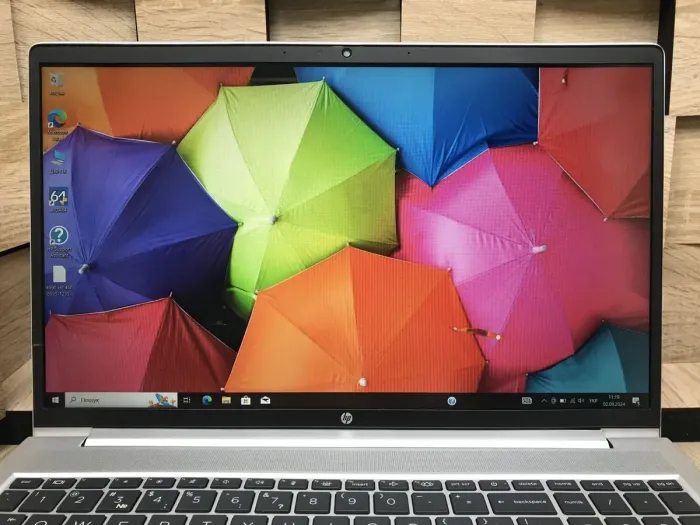 Ультрабук Б-клас HP ProBook 450 G9 / 15.6" (1920x1080) IPS / Intel Core i5-1235U (10 (12) ядер по 3.3 - 4.4 GHz) / 16 GB DDR4 / 256 GB SSD M.2 / Intel Intel Iris Xe Graphics / WebCam б/в - зображення 3