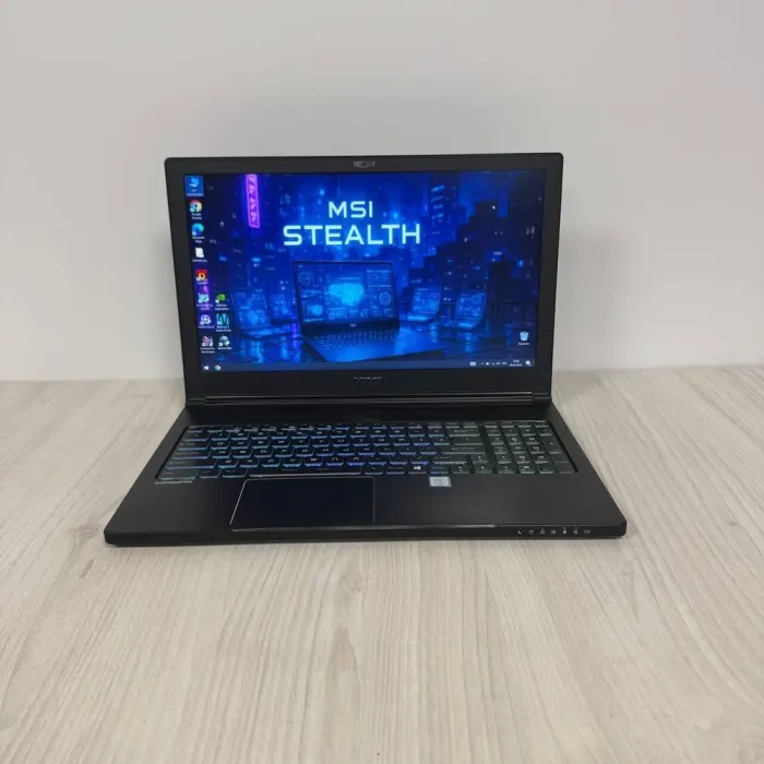 Ігровий ноутбук Б-клас MSI GS63VR 7RF Stealth Pro / 15.6" (1920x1080) TN / Intel Core i7-7700HQ (4 (8) ядра по 2.8 - 3.8 GHz) / 16 GB DDR4 / 256 GB SSD M.2 / nVidia GeForce GTX 1060, 6 GB GDDR5, 192-bit / WebCam б/в - зображення 2