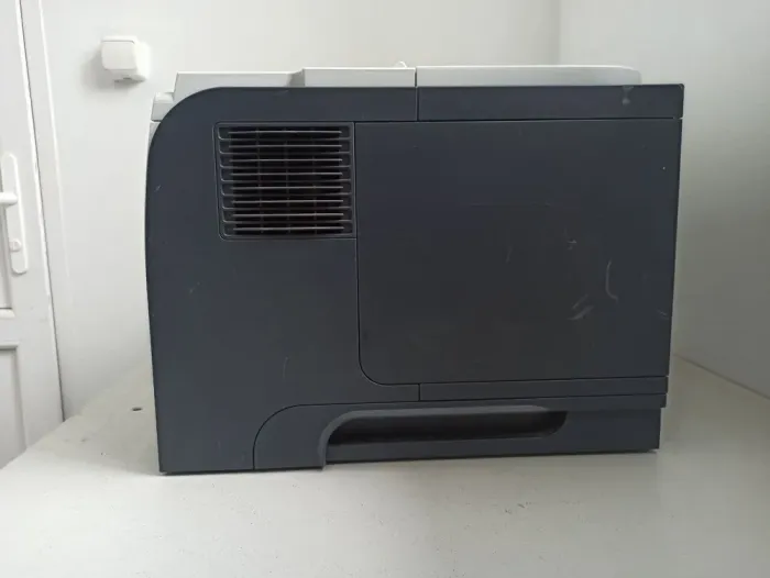 Принтер HP LaserJet P3015 / Лазерний монохромний друк / 1200x1200 dpi / A4 / 40 стор / хв / USB 2.0, Ethernet / Дуплекс / Кабелі в комплекті б/в - зображення 5