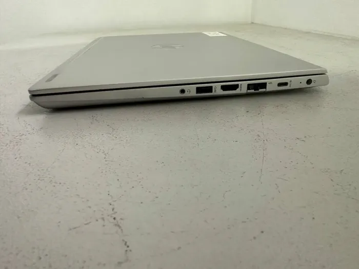 Ультрабук Б-клас HP ProBook 430 G6 / 13.3" (1366x768) TN / Intel Core i3-8145U (2 (4) ядра по 2.1 - 3.9 GHz) / 8 GB DDR3 / 128 GB SSD / Intel UHD Graphics / WebCam / HDMI б/в - зображення 6