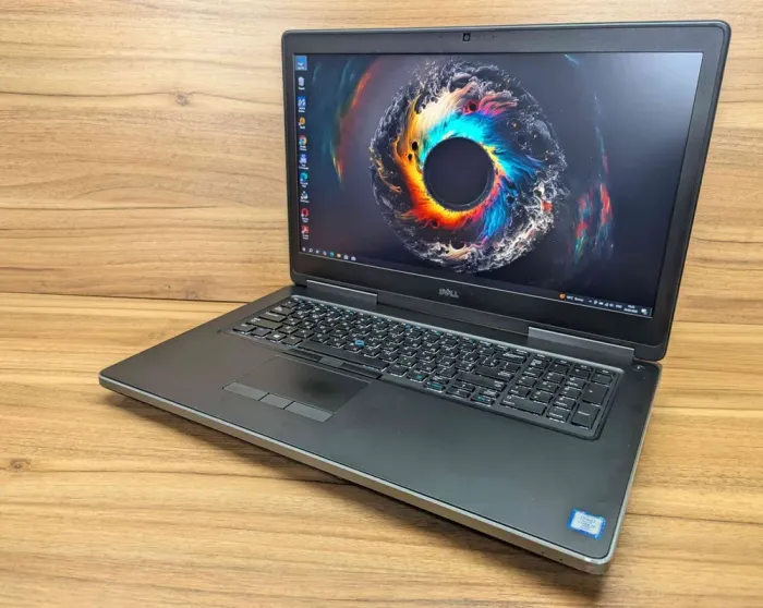 Мобільна робоча станція Dell Precision 7710 / 17.3" (1920x1080) IPS / Intel Core i7-6820HQ (4 (8) ядра по 2.7 - 3.6 GHz) / 16 GB DDR4 / 500 GB SSD / nVidia Quadro M3000M, 4 GB GDDR5, 256-bit / WebCam / Windows 10 б/в - зображення 5