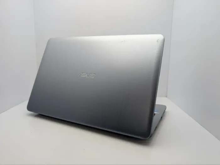 Ноутбук Asus F541S / 15.6" (1366x768) TN / Intel Celeron N3060 (2 ядра по 1.6 - 2.48 GHz) / 4 GB DDR3 / 120 GB SSD / Intel HD Graphics 400 / WebCam / DVD-ROM б/в - зображення 8