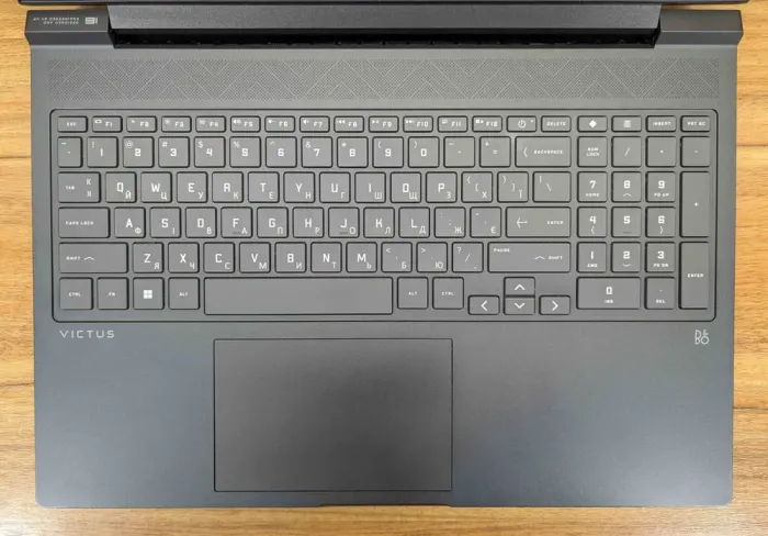 Ігровий ноутбук HP Victus 16-r0073cl / 16" (1920x1080) IPS / Intel Core i7-13700HX (16 (24) ядер по 1,5 - 5,0 ГГц) / 32 ГБ DDR5 / 1000 ГБ SSD / nVidia GeForce RTX 4060, 8 ГБ GDDR6, 128-біт / WebCam / Windows 11 б/в - зображення 3