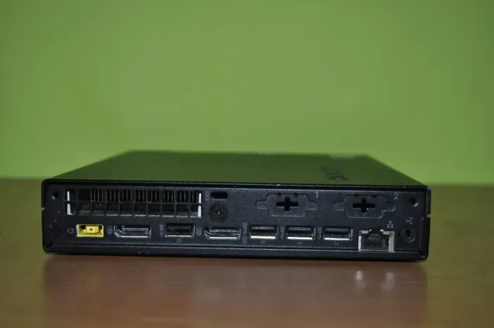 Неттоп Lenovo ThinkCentre M710q Tiny USFF / Intel Core i3-7100T (2 (4) ядра по 3.4 GHz) / 8 GB DDR4 / 256 GB SSD M.2 / Intel HD Graphics 630 / Windows 11 Pro + Кабель з DisplayPort на VGA б/в - зображення 13