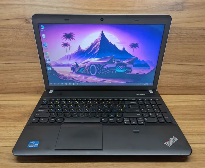 Ноутбук Б-клас Lenovo ThinkPad Edge E531 / 15.6" (1366x768) TN / Intel Core i5-3230M (2 (4) ядра по 2.6 - 3.2 GHz) / 8 GB DDR3 / 240 GB SSD / Intel HD Graphics 4000 / WebCam / Fingerprint / Windows 10 б/в - зображення 2