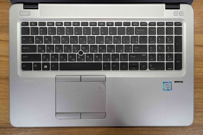 Ноутбук HP EliteBook 850 G3 / 15.6" (1920x1080) IPS / Intel Core i5-6200U (2 (4) ядра по 2.3 - 2.8 GHz) / 8 GB DDR4 / 240 GB SSD / Intel HD Graphics 520 / WebCam / Fingerprint / Windows 10 б/в - зображення 3