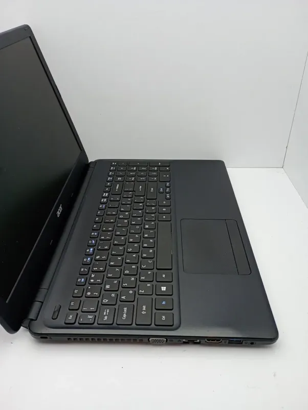 Ноутбук Acer E1-570 / 15.6" (1366x768) TN / Intel Core i3-3217U (2 (4) ядра по 1.8 GHz) / 6 GB DDR3 / 500 GB HDD / Intel HD Graphics 4000 / WebCam б/в - зображення 5