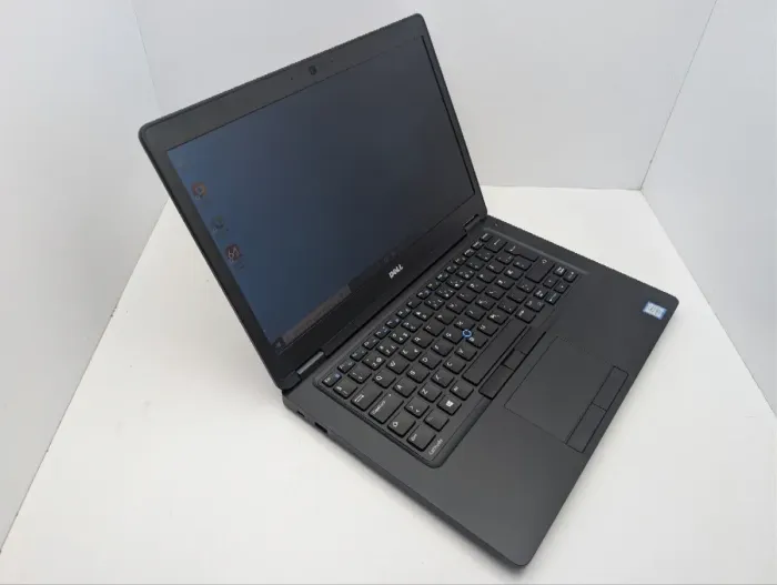 Ноутбук Dell Latitude 5480 / 14" (1920x1080) IPS / Intel Core i5-6300U (2 (4) ядра по 2.4 - 3.0 GHz) / 8 GB DDR4 / 120 GB SSD / Intel HD Graphic 620 / WebCam б/в - зображення 6